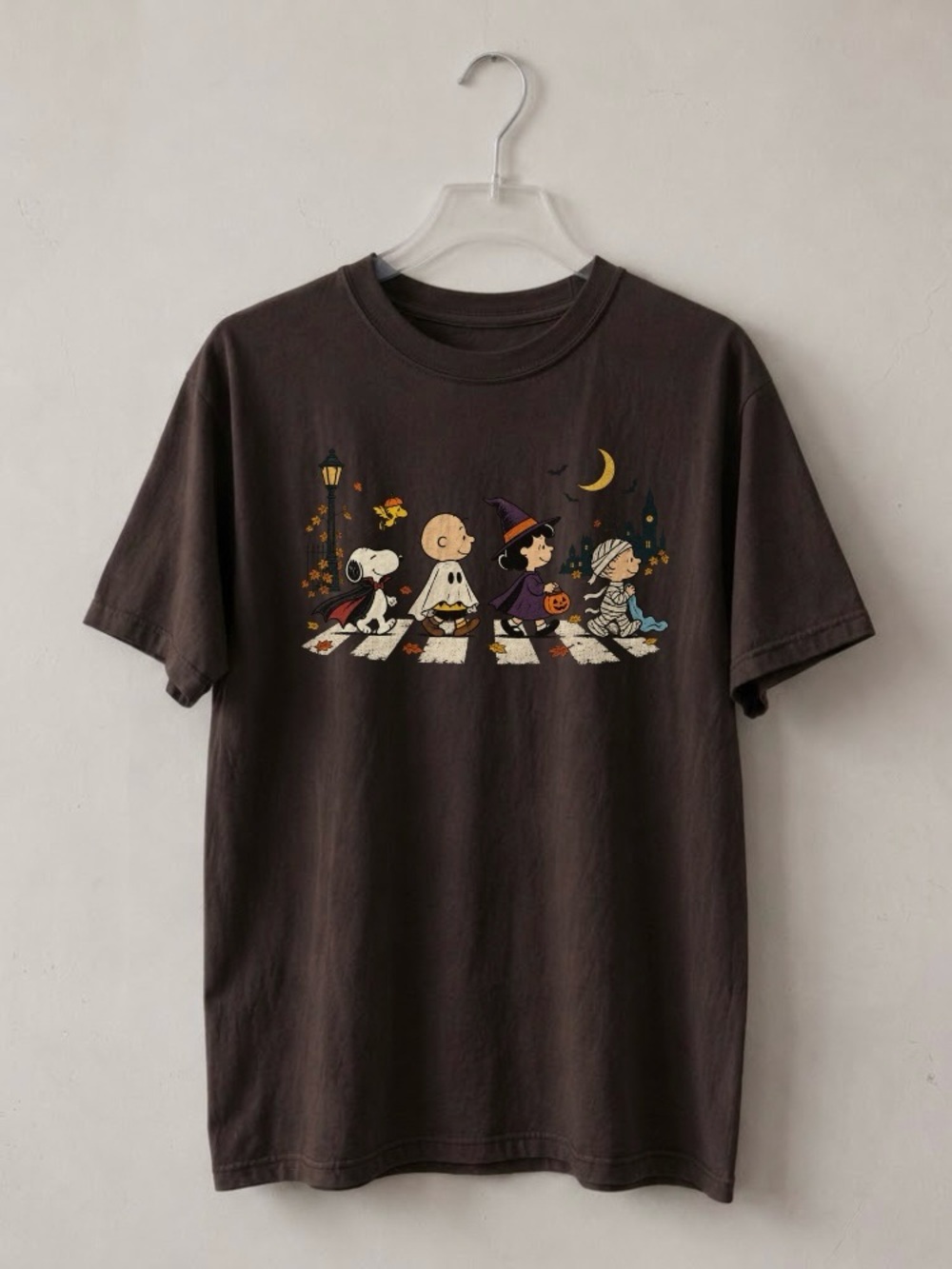 Vintage Peanuts Halloween Spooky Trick or Treat Fall Season T-shirt - Gildan - Picture 3 of 5